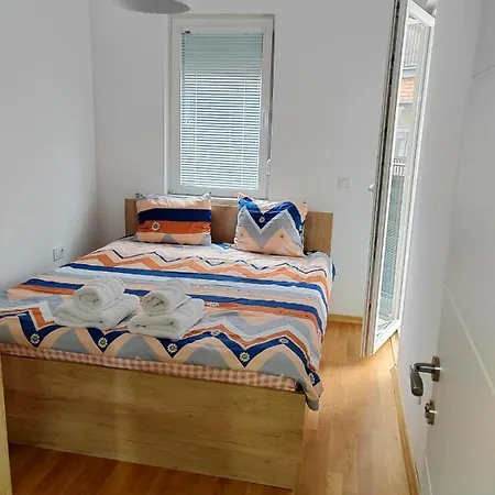 Apartman 42 Daire Üsküp