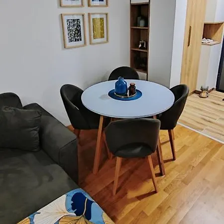 Apartman 42 Üsküp